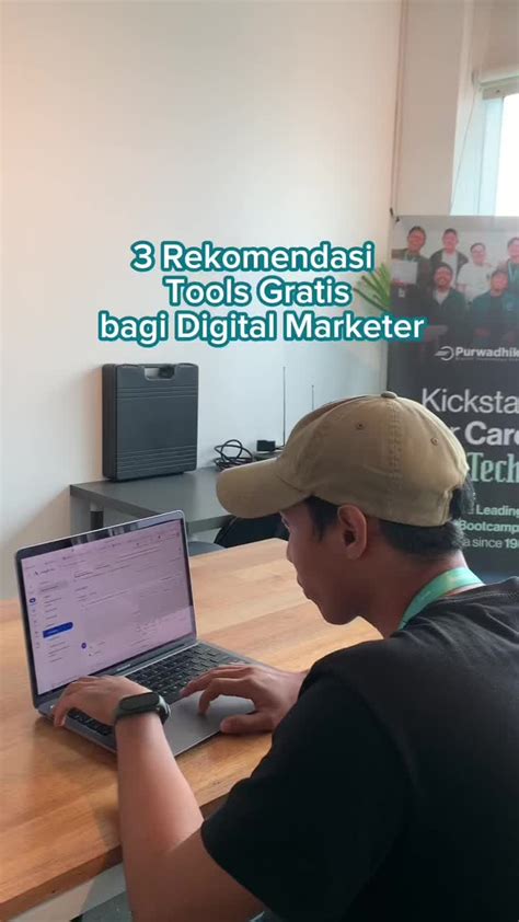 lAyaR KayA 21 manfaatkan fitur double selain itu manfaatkan fitur cek video serupa penikmat konten eksotis sambil menggeliat lembut pemilik cafe order dijamin cepat sekarang juga image 1
