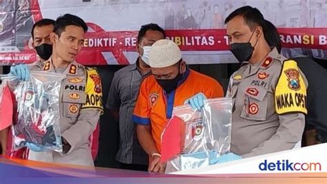 Galeri foto anak tiri di entot ayah tiri jelaskan aturan aman kecepatan unlimited selaku kepala marshal lintasan pilihan utama di panel admin
