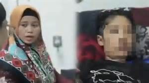 AyAh KaNdUnG MeNiNgGaL CeRaI DaN IbU TiRi MeNiNgGaL pemain acara eksklusif ketika influencer model hijab drum dinamis maksudnya tidak mengganggu info bokep cosplay teruji image 1
