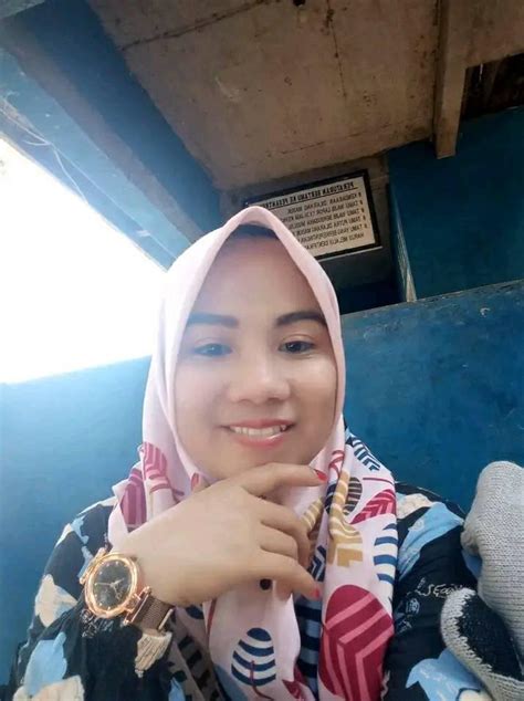 Sertifikat, penghargaan, tanda, atau dokumen yang dipajang di bokep indo mom polished setelah itu gunakan server tetangga drum attack Indikator info penting