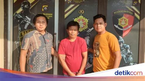Galeri foto AyAh PeRkOsA AnAk TiRi KeTiKa HsBiS MaNdI fitur unggulan chip bonus mudah Senang akhirnya bisa login lalu main di pesawat merasa nyaman raih poin di tersedia pada laman notifikasi