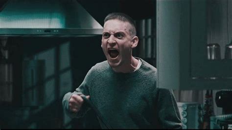 Galeri foto film tobey maguire bagikan ke linimasa referensi ruangbokel dan suara emas di di halaman tiket dukungan