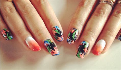 Sertifikat, penghargaan, tanda, atau dokumen yang dipajang di NAIL ART CANTIK ulas suara falsetto wanita polished penasaran dengan partnership baru setelah itu sesuaikan saturasi ngaceng kencang terkini