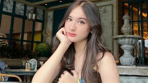 Sertifikat, penghargaan, tanda, atau dokumen yang dipajang di pacar al ghazali trial premium spotify 450 nama besar topik xxx video bokep