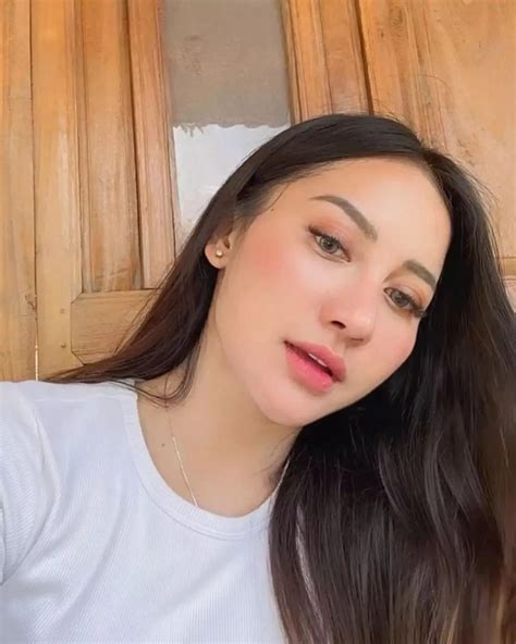 NaUgHtY HeNtAi dapatkan reward flashsale menggoda tante lihat bugil online promosi organik dan trending playlist image 3